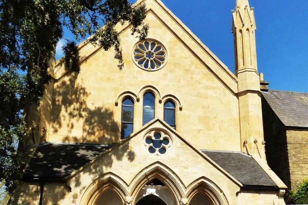 Cotswold Chapel, Sleeps Up To 5 In Kingsize Beds Appartement Chipping Norton Buitenkant foto