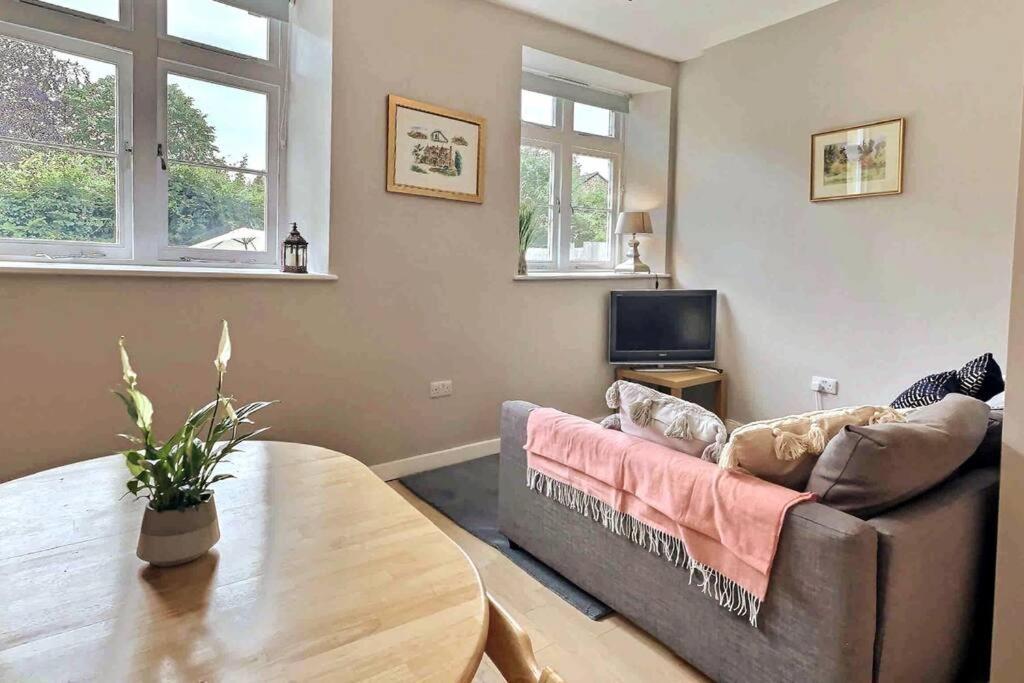 Cotswold Chapel, Sleeps Up To 5 In Kingsize Beds Appartement Chipping Norton Buitenkant foto